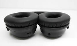 Bose QuietComfort 35 II Wireless Noise Cancelling Headset - Black image 6