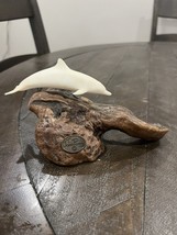 John Perry Single Dolphin Sculpture Figurine Burlwood Sea Ocean Decor Vi... - $364.34 MXN