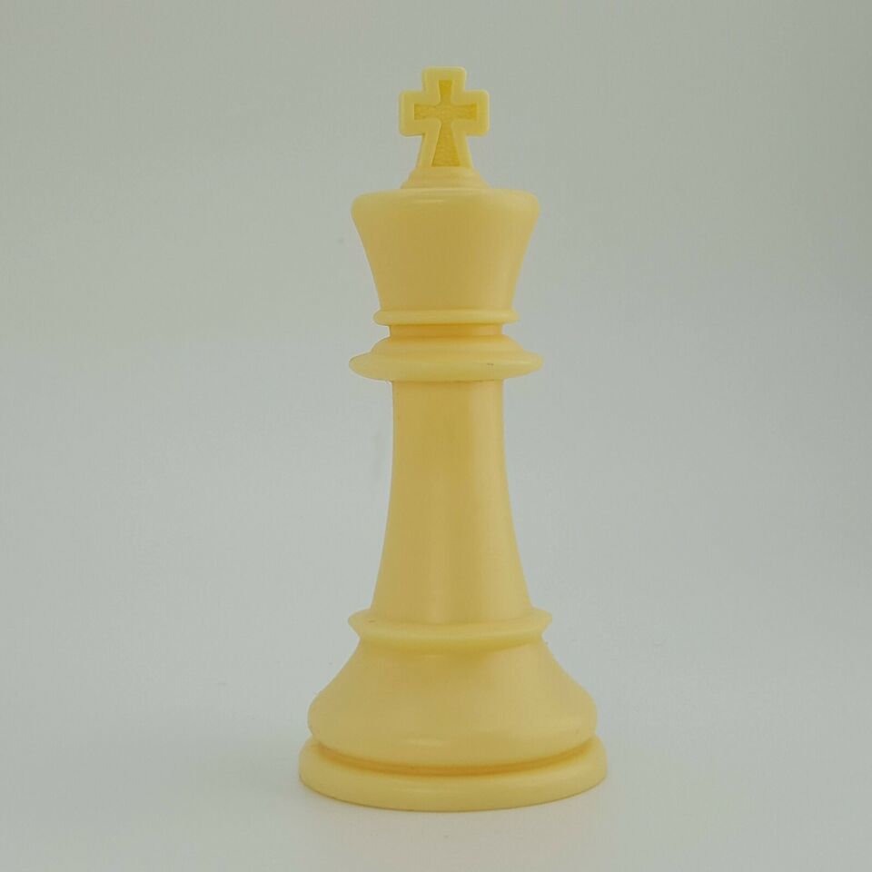 Primary image for 1969 Chessmen Staunton Replacement Ivory King Chess Piece 4807 Milton Bradley