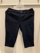 Capri St John’s Bay Women&#39;s Size 12 Blue Skimmer Shorts Stretch Jeans - £10.89 GBP