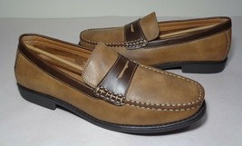 IZOD Size 7.5 M EDMUND 2 Dark Tan Dark Brown Penny Loafers New Men&#39;s Shoes - £76.89 GBP