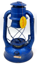 Dietz Air Pilot No. 8 Blue Lantern w/ Embossed Globe &amp; Tag VTG No Glass - $460.40 MXN