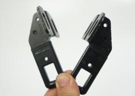 07-2013 bmw e70 x5 trunk lid tailgate striker bottom bracket hook pair of 2 - $21.87