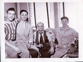 Just The Guys At Universal Camera Corp Grand Rapids MI 1949 - £4.74 GBP