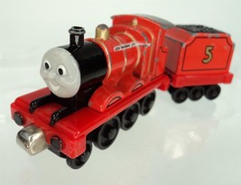 2002 Thomas The Train Die Cast Metal James w/ Coal Tender - £3.98 GBP