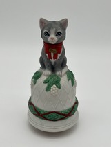 SCHMID Music Box Christmas Cat Kitten On A White Bell Jingle Bells Works - $18.70