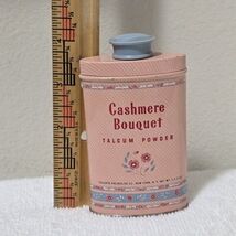 VTG Cashmere Bouquet Talcum Powder Small Pink Tin Colgate Palmolive USA ... - €20,00 EUR