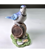 Vintage Hand Painted Blue Jay Bird Porcelain Small On Wood Barrel Décor 4in - $27.74 CAD