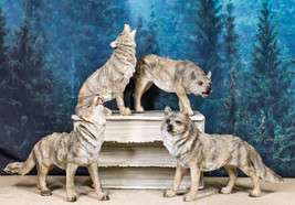 Set Of 4 Mystical Forest Woodland Alpha Gray Wolf Howling And Tracking Figurines - £36.65 GBP