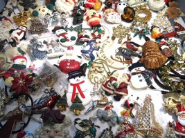 Vintage Lot of Christmas Themed Brooches Necklaces Earrings Jewelry 82pc. C3595 - £172.77 GBP