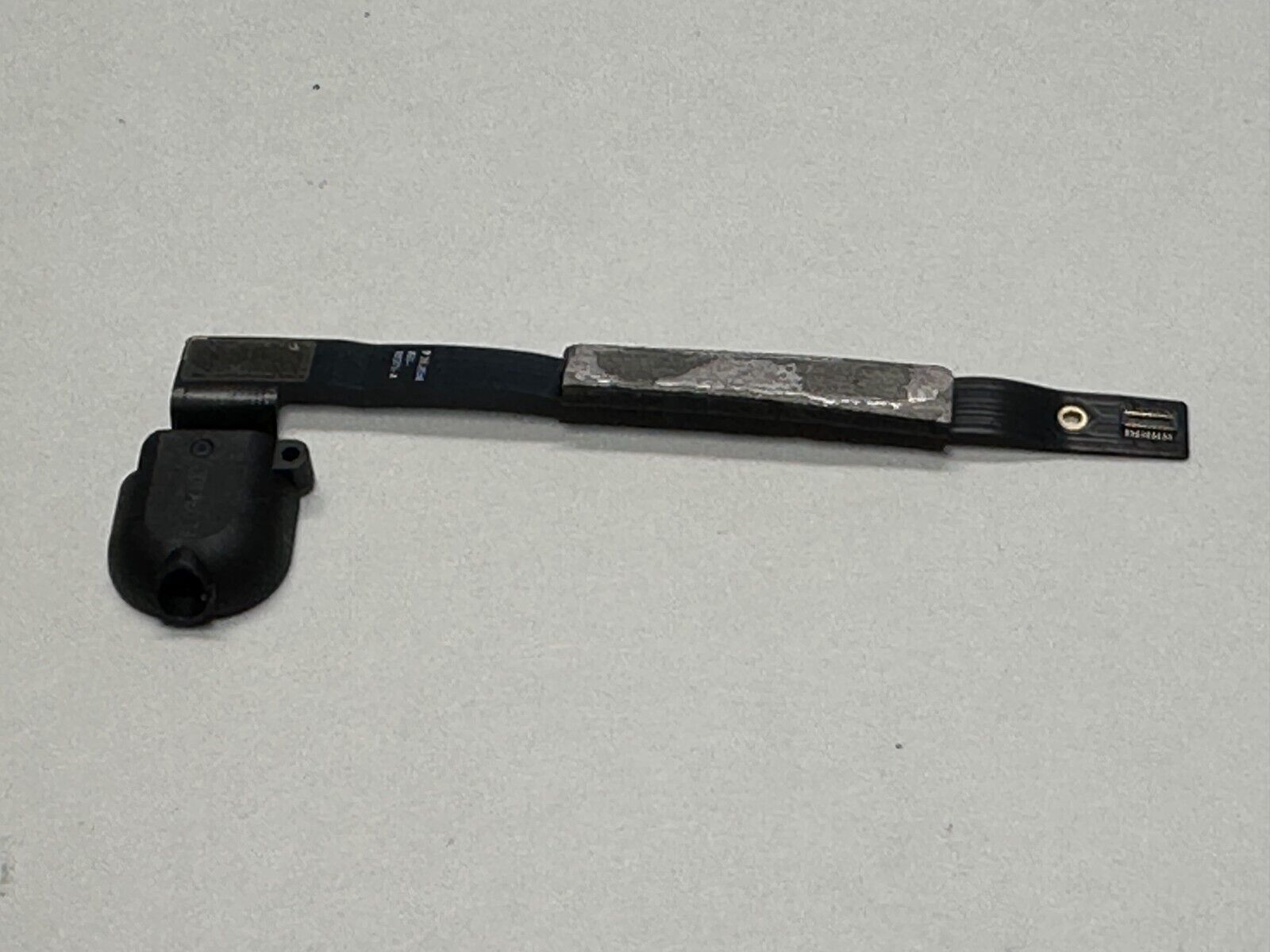 iPad 7th Generation A2197 Headphone Jack Flex Cable - $7.91