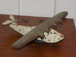 Vintage China Clipper Wyandotte Toys Pressed Steel Toy Airplane - $3,044.94 MXN