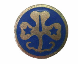 Early Vtg WAGGGS Gold Tone Blue Enamel Girl Scout  Trefoil Pin &quot;C&quot; Catch (R) - £9.38 GBP