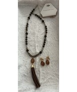 Christopher  &amp; Banks Tassel Necklace and Clip On Earring Set Gold Tone - €10,29 EUR