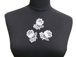 5-20 pcs White Tulip Flower Lace Patch Motif Appliques Sew On 2&quot; height A40 - £4.68 GBP+