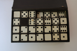 Vtg Whiteface Dominoes The Embossing Company Albany NY Original Case 26 ... - $19.99