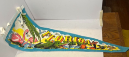 Vintage Souvenir Felt Pennant 26&quot; Florida C1970s KITCH DECOR - $9.03