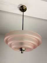 Lampadario 2-luci Art decò vetro rosa e metallo cromato, anni '40 - $380.57