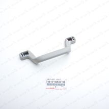 New Genuine OEM Toyota 91-97 Land Cruiser LX450 Front Assist Grip 74610-... - $33.78