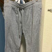 Men’s 2X gray sweats - £9.25 GBP
