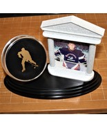 Picture Frame Hockey with Puck holder Nice for your kids or Hockey cards. - £11.76 GBP