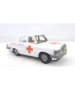 Rare Takatoku Friction Tin Toy Ambulance Car Japan Working - $1,319.24 MXN