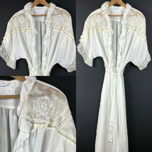 Vintage 60s Sarah Beth Robe Wrapper Dressing Gown White Bridal Lace Shee... - $81.44 CAD
