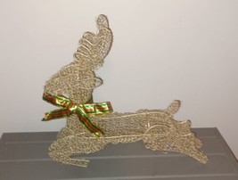 Silver Tone Sparkle Twisted Metal Wire Decorative Reindeer 16&quot; x 14.5&quot; Christmas - £11.98 GBP