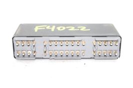 86-93 MERCEDES-BENZ W124 300E Lighting Relay Control Module F4022 image 10
