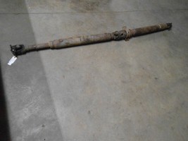 2005 2006 Toyota Tundra Rear Drive Shaft 4x4 8 cylinder Crew Cab 4 Dr - €266,96 EUR