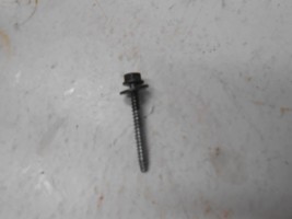 2004 Chevrolet Silverado 1500 Front Right RH Passenger Door Panel Bolt - $19.99