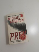 Prey by Michael Crichton 2002 paperback fiction novel - $4.95