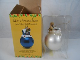 VanderBear Family Muffy VanderBear White Satin Glass Ball Ornament 5041 ... - $9.05