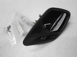 2004 Jeep Grand Cherokee Interior Door Handle Rear Left Driver Side - $23.75