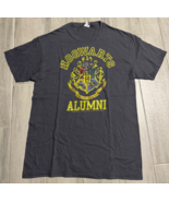 Harry Potter Short Sleeve Gray T-Shirt Hogwarts Alumni Size M 100% Cotto... - $184.10 MXN
