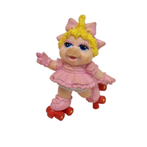 Vintage 1986 Muppet Babies Miss Piggy Roller Skating Vinyl Pvc Figure Toy - £8.95 GBP