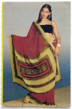 Bollywood Actor Model Bipasha Basu in Sari Saree Beautiful Post card Postcard - £11.95 GBP