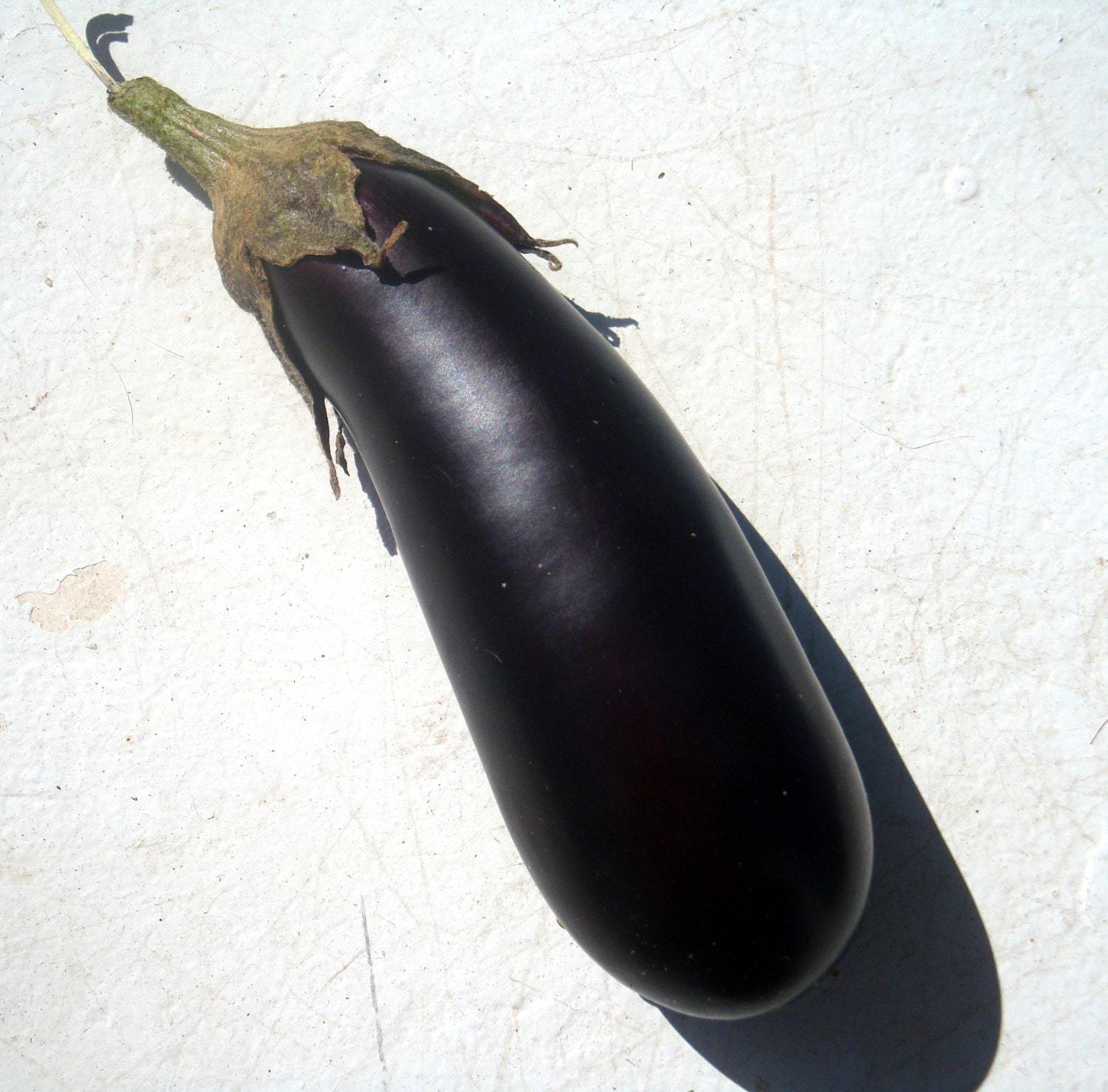 Eggplant heirloom  seeds - 200 seeds - code 015 Item image 5