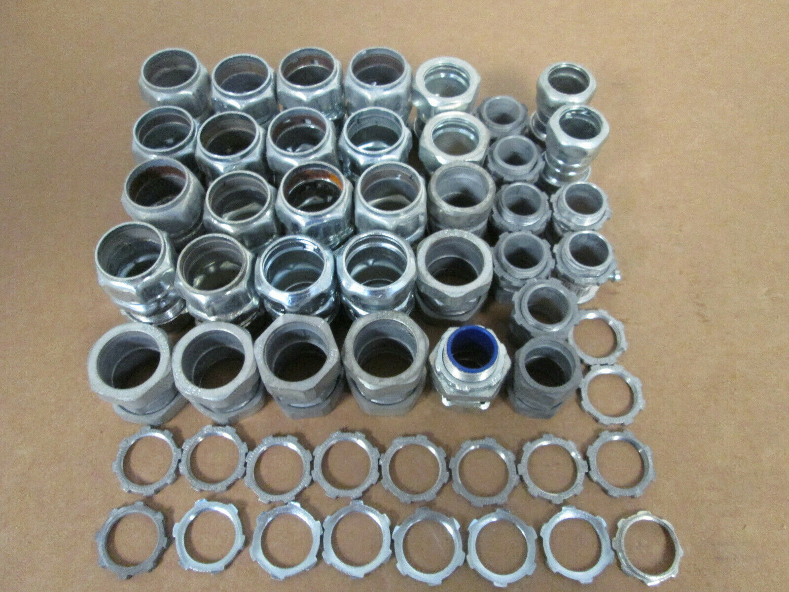 (53) Assortment of Conduit Fittings, Couplings, and Locknuts (1" and 3/4") - £29.77 GBP