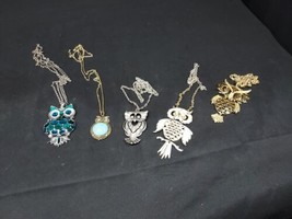 Mid Century Modern Owl Large Pendant &amp; Necklace Lot Of 5 Owls Jewelry  - $55.85