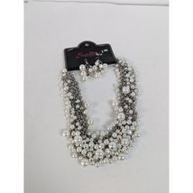 Paparazzi The Regal Zi Collection Pearl Collection Necklace And Earrings - £20.02 GBP