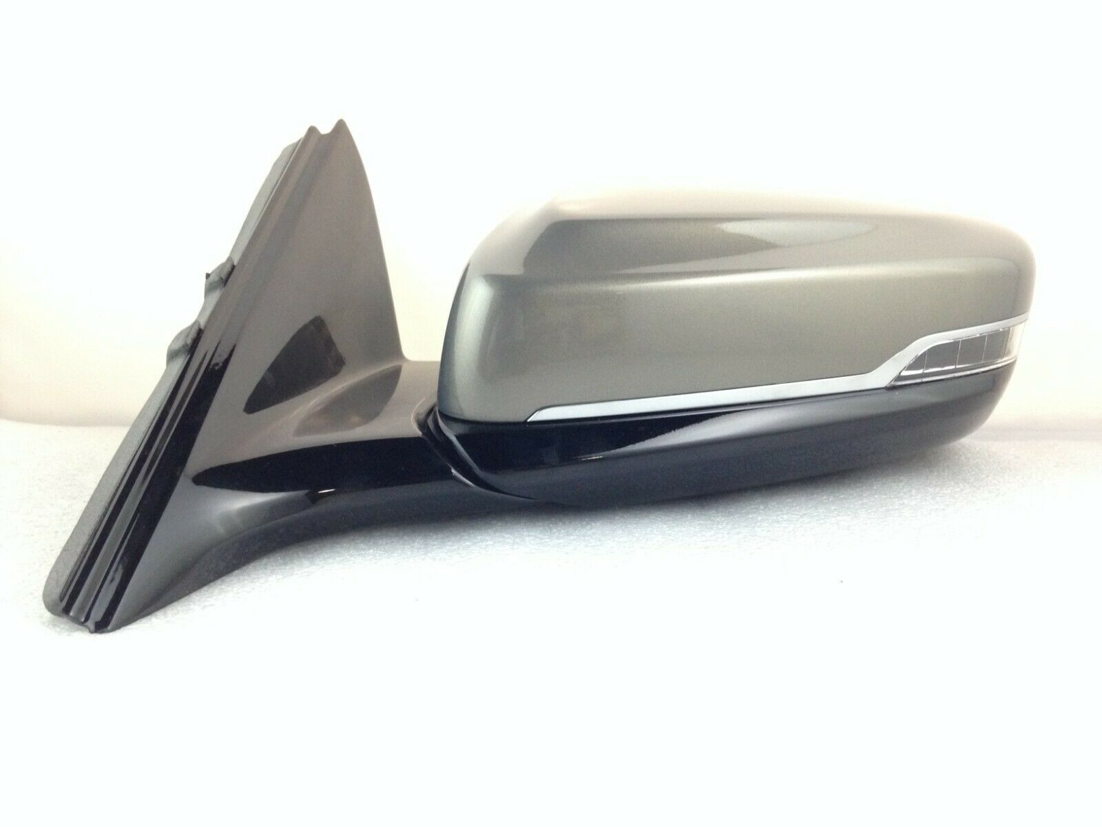 2016-2018 CT6 bronze LH power door mirror painted cover.Driver side left... - $118.99