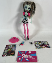 Monster High Frankie Stein Dawn of the Dance Mattel - Bag &amp; Accessories - £58.66 GBP