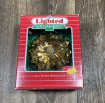 1987 Hallmark Lighted Ornament Lacy Brass Snowflake - £8.46 GBP