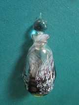 STUDIO GLASS CRYSTAL PERFUME BOTTLE DESIGNER PICK 1 (NUMBER: 1-BLACK AND... - $1,372.37 MXN