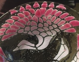 Fused Art Glass Bowl with 3 Pink Peacocks Unsigned 6 1/2&quot; - £12.84 GBP