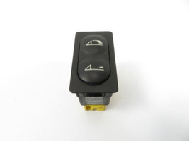 BMW Z3 E36 Switch, Power Convertible Top 61312496302 - $49.49