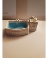 Mattel Loving Family Sweet Streets Country Cottage Bath Tub &amp; Sink  - $8.00