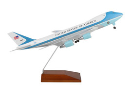 Boeing VC-25A Commercial Aircraft w Landing Gear Air Force One USA 1/200 Plastic - £82.13 GBP