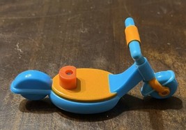 Mickey Mouse Clubhouse 2003 Deluxe Playset Replacement Part: Scooter - free Ship - £7.65 GBP